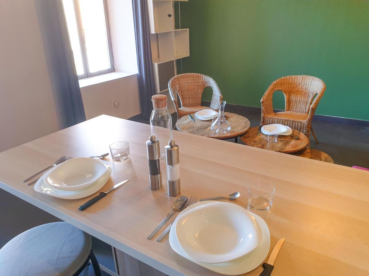 Spacieux Appartement Au Calme 15Min Sud De Lyon Proche Metro Et Gare Confluence Aquarium Gerland Oullins Exterior photo