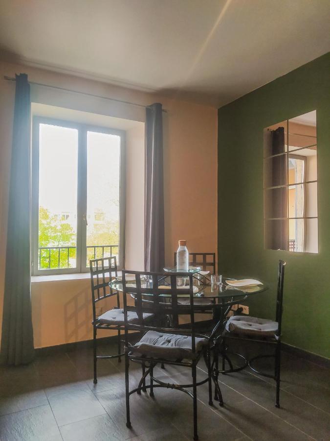 Spacieux Appartement Au Calme 15Min Sud De Lyon Proche Metro Et Gare Confluence Aquarium Gerland Oullins Exterior photo